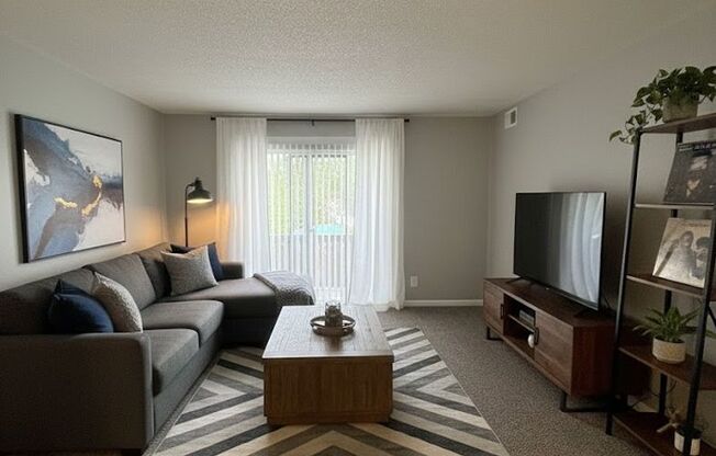 1 bed, 1 bath, 615 sqft, $679, Unit 1109-303