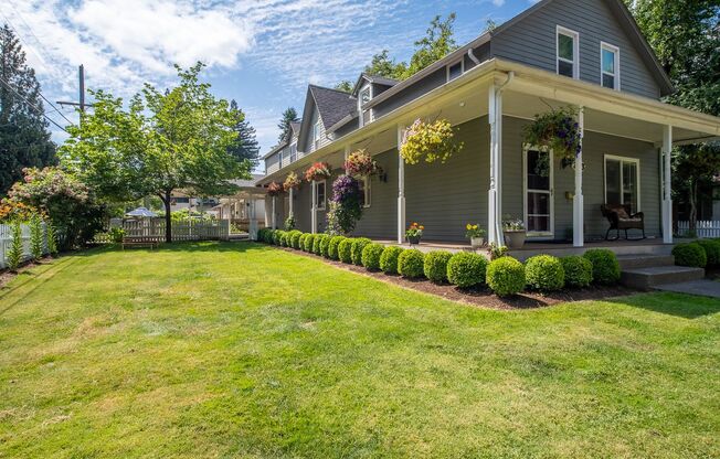 Coming soon! Large historic farmhouse- 5 bed / 4 bath