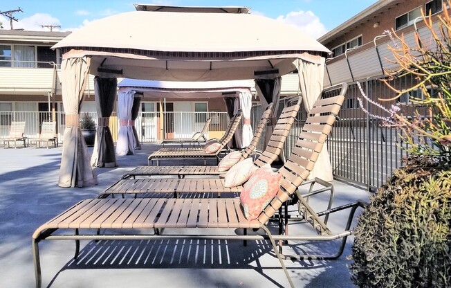 1 bed, 1 bath, 750 sqft, $2,415, Unit Unit 02