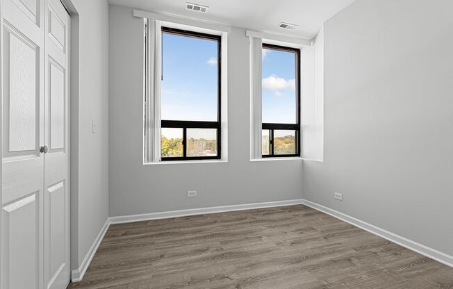 2 beds, 2 baths, 900 sqft, $2,550, Unit 411