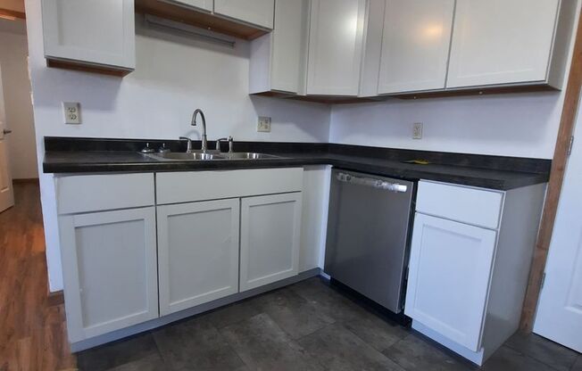 4 BED | 1 BATH | HOME | NORTH