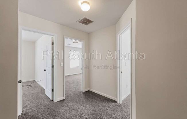 4 beds, 2.5 baths, 2,100 sqft, $1,950