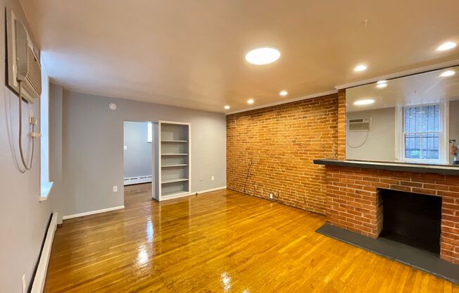 1719 Spruce