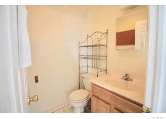 2 beds, 2 baths, 800 sqft, $2,250