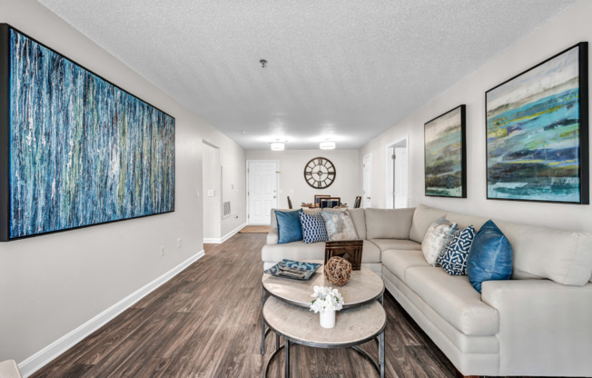 2 beds, 1 bath, 1,024 sqft, $2,245, Unit 10-19