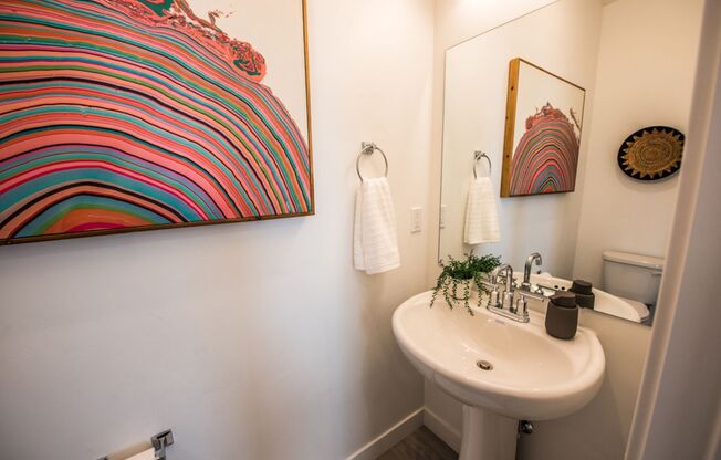 3 beds, 2.5 baths, 1,619 sqft, $1,945, Unit 565