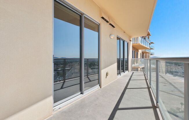 3 beds, 3.5 baths, $3,200, Unit UNIT 1819