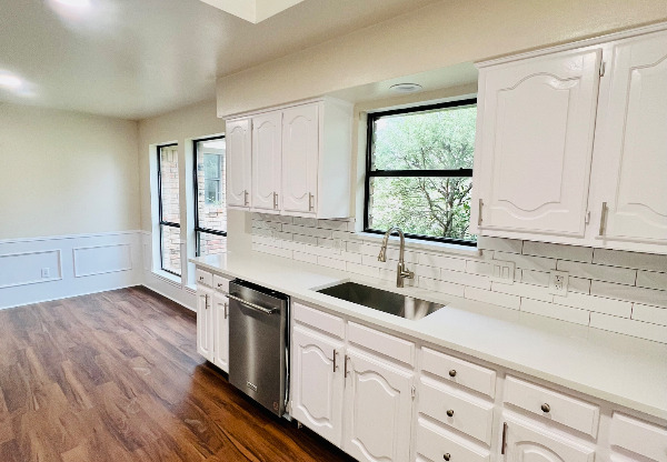 4419 SILVERTHRON