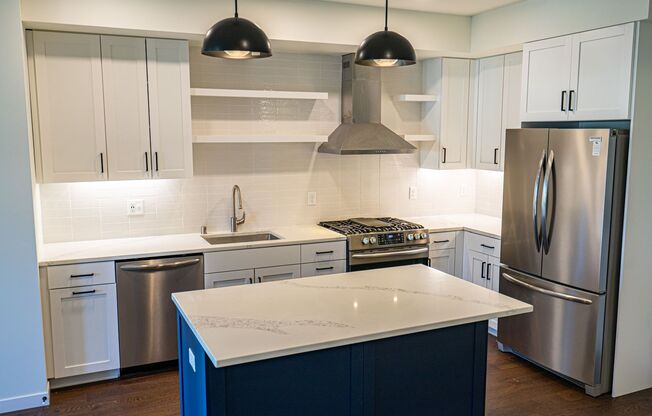 2 beds, 1.5 baths, 1,116 sqft, $2,695, Unit 103