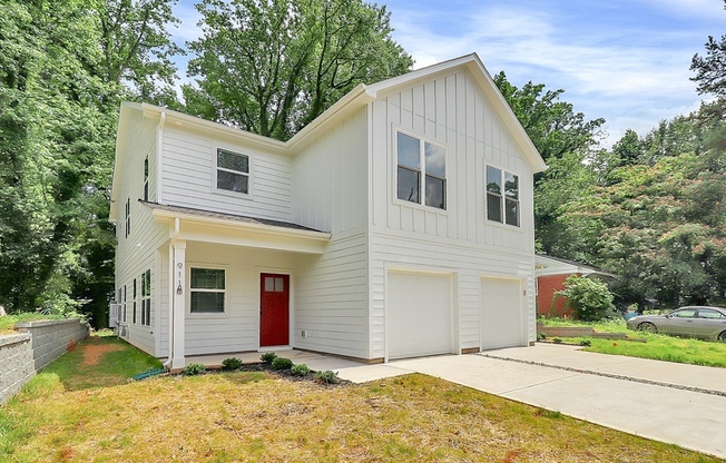 911 YELLOWSTONE DR
