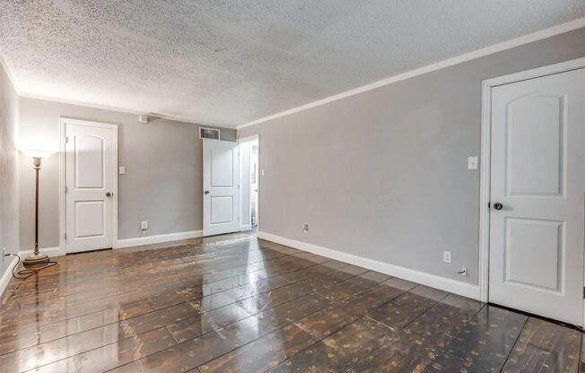 1 bed, 1 bath, $1,700, Unit APARTMENT 1207