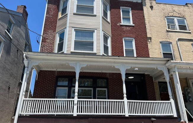 28 W North Street