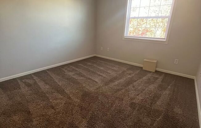 2 beds, 1 bath, 775 sqft, $880, Unit 366L