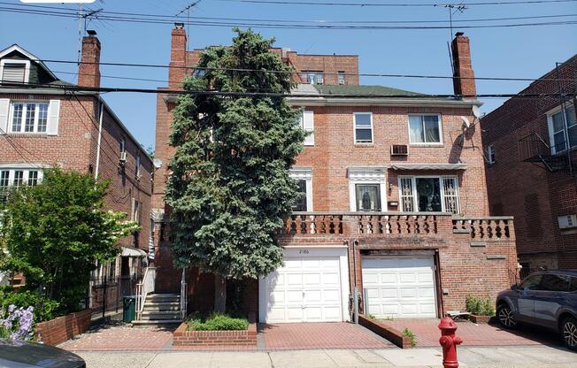 2186 PAULDING AVE