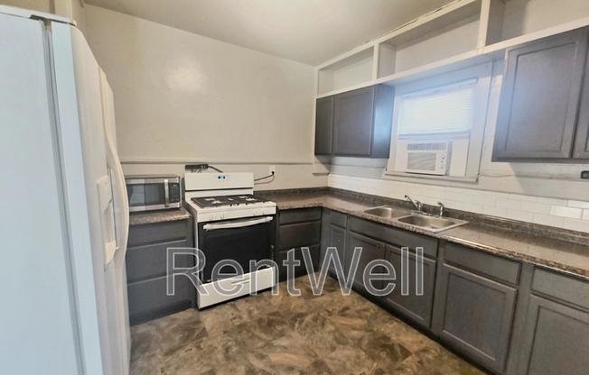 1521 33 ST