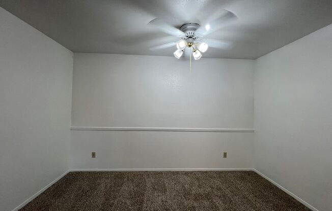 2 beds, 2 baths, 1,000 sqft, $1,275, Unit 1006