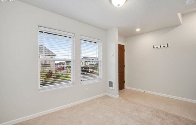Modern North Bethany 2-Bedroom + Den Townhome with Garage, Private Balcony near Parks & Trails