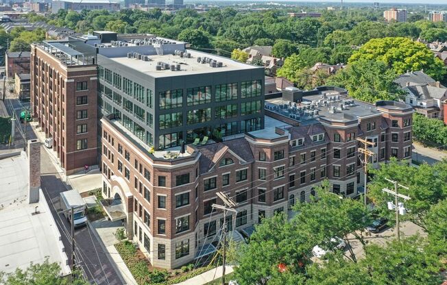 2 beds, 2 baths, 1,410 sqft, $3,950, Unit 501W