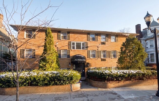 590 Bergen Ave