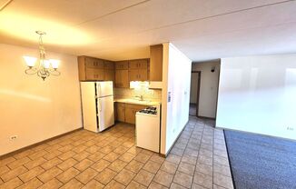 2 beds, 1 bath, 975 sqft, $1,550, Unit 1NE