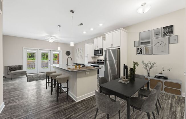 1 bed, 1 bath, 900 sqft, $1,823, Unit 1650-215