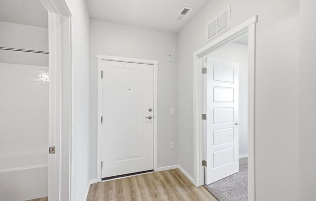 2 beds, 2 baths, 987 sqft, $1,532, Unit B307