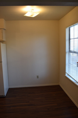 2 beds, 1 bath, 640 sqft, $625, Unit 2020# 2