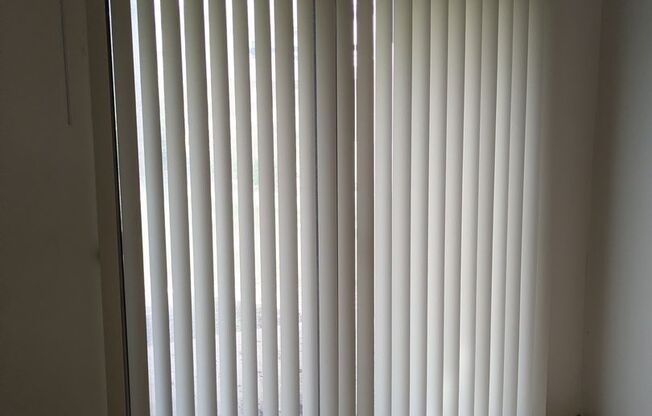 2 beds, 1.5 baths, 1,000 sqft, $1,451, Unit 8199-8199E