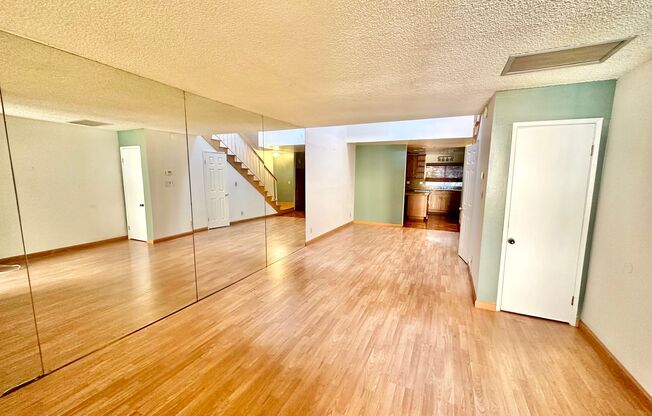 2-bedroom 2 bath Condo in Van Nuys