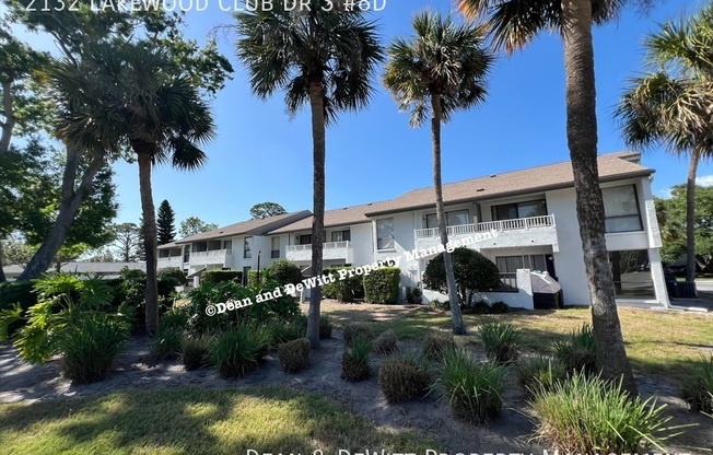 2132 LAKEWOOD CLUB DR S