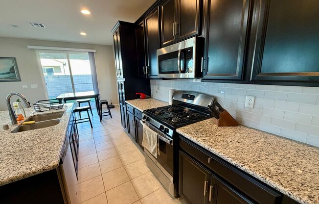 3 beds, 2 baths, $2,369