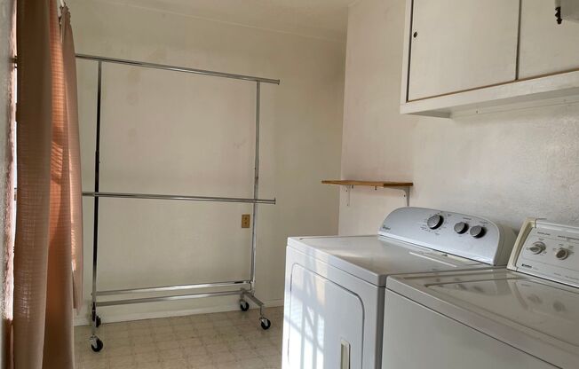 3 beds, 1 bath, $1,600