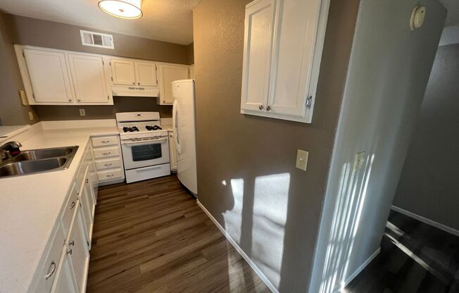 1 bed, 1 bath, $1,375