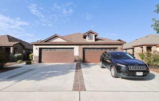 Modern Duplex in New Braunfels