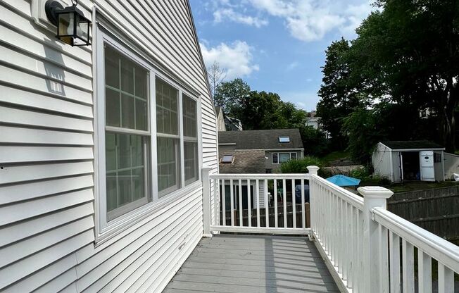 2 beds, 1 bath, $2,500, Unit 11 Ashland Court - Unit 2