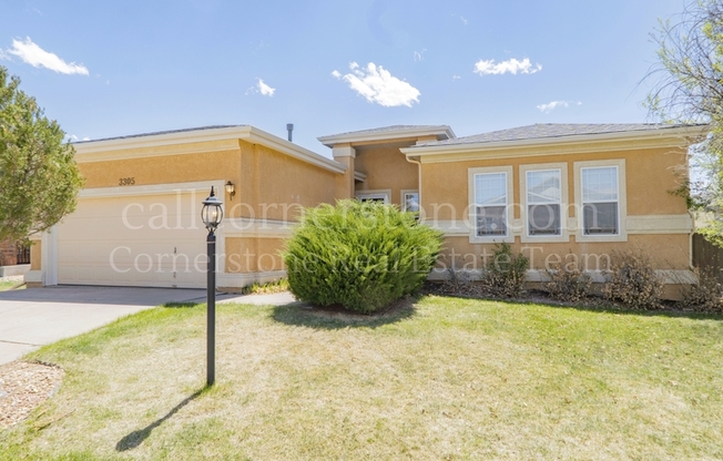 3305 HOLLYCREST DR