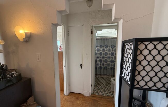 1 bed, 1 bath, $1,195, Unit 601
