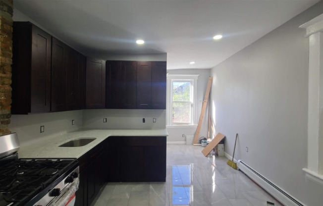165 CLENDENNY AVE