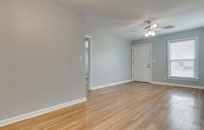 2 beds, 1 bath, $1,145