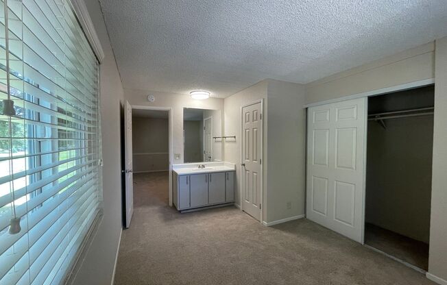 1 bed, 1 bath, $1,450, Unit 05