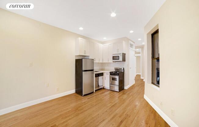 340 W 17 ST