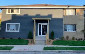 1466 N. Farwell Avenue