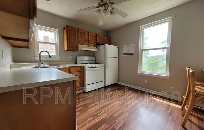 2301 MT TROY RD