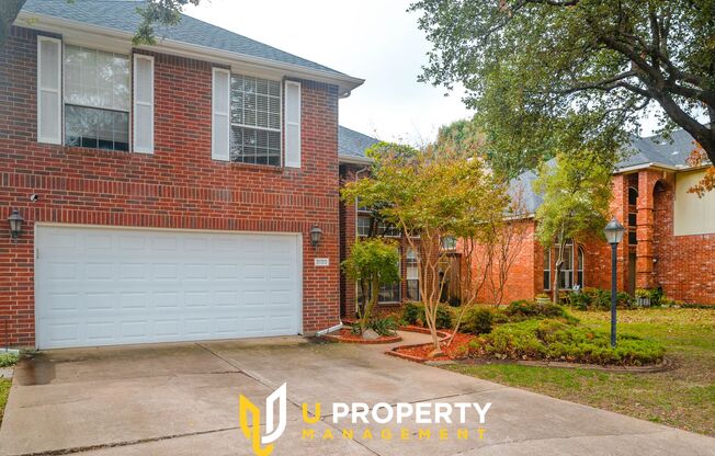A must-see beautifully shaded house!