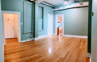 802 W 31st St Unit 2R
