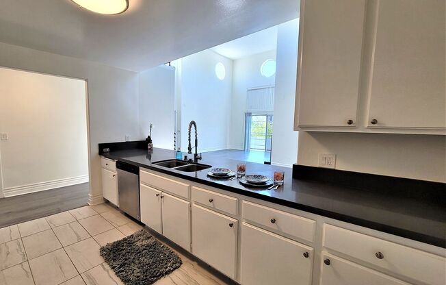 Bentley Luxury Investments LLC