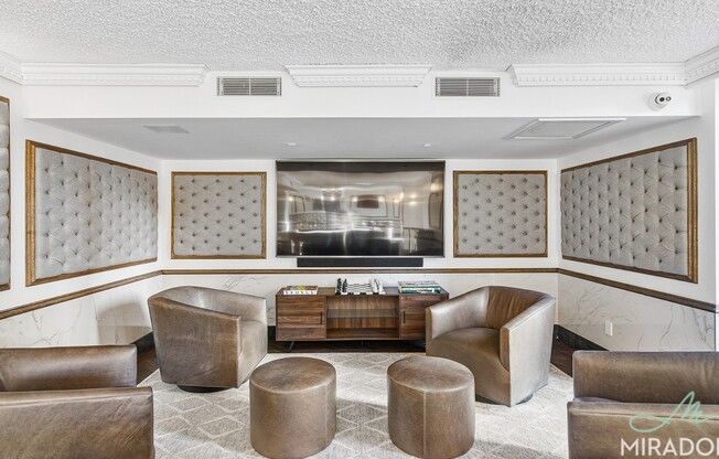 2 beds, 1 bath, $5,900, Unit 30P