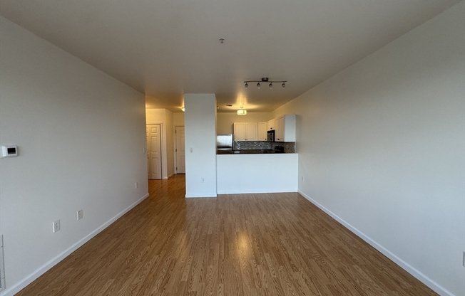 1 bed, 1 bath, 756 sqft, $2,300, Unit 801