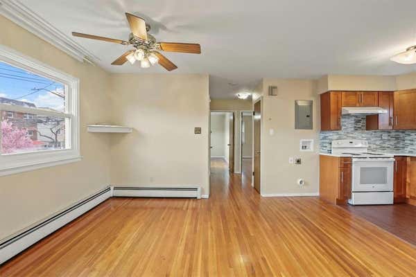 3 beds, 1 bath, 1,100 sqft, $3,000, Unit 2