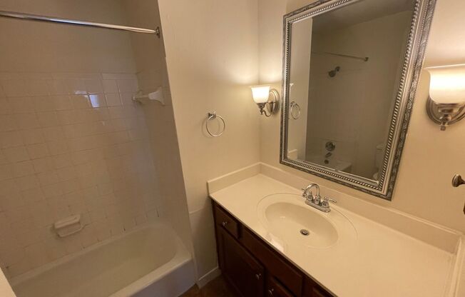 1 bed, 1 bath, 1,022 sqft, $1,375, Unit 24103